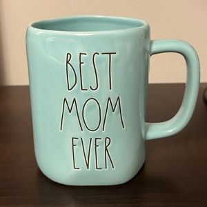 NEW!! Rae Dunn Best Mom Ever Mug!